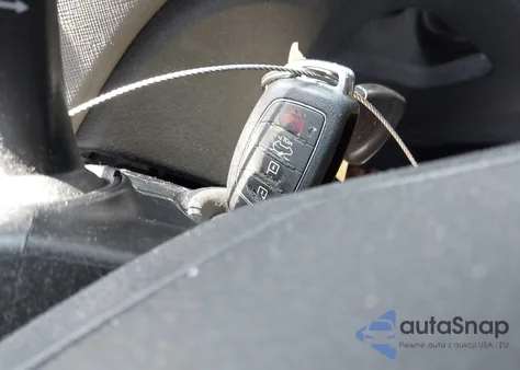 2015 Hyundai Santa Fe Sport 2.4L from USA, damaged, VIN 5XYZTDLB7FG279744